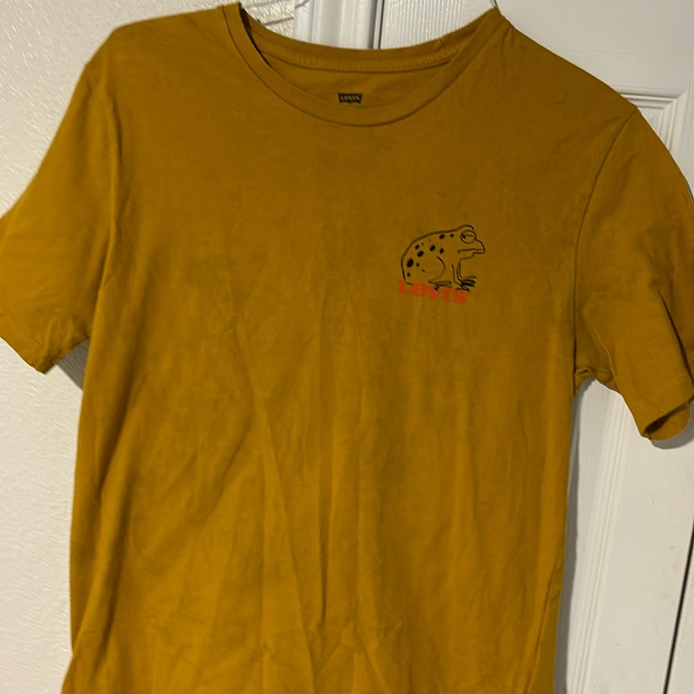 Frog shirt